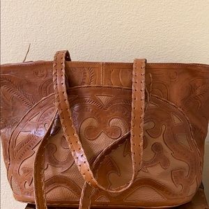 Leaders in Leather Purse